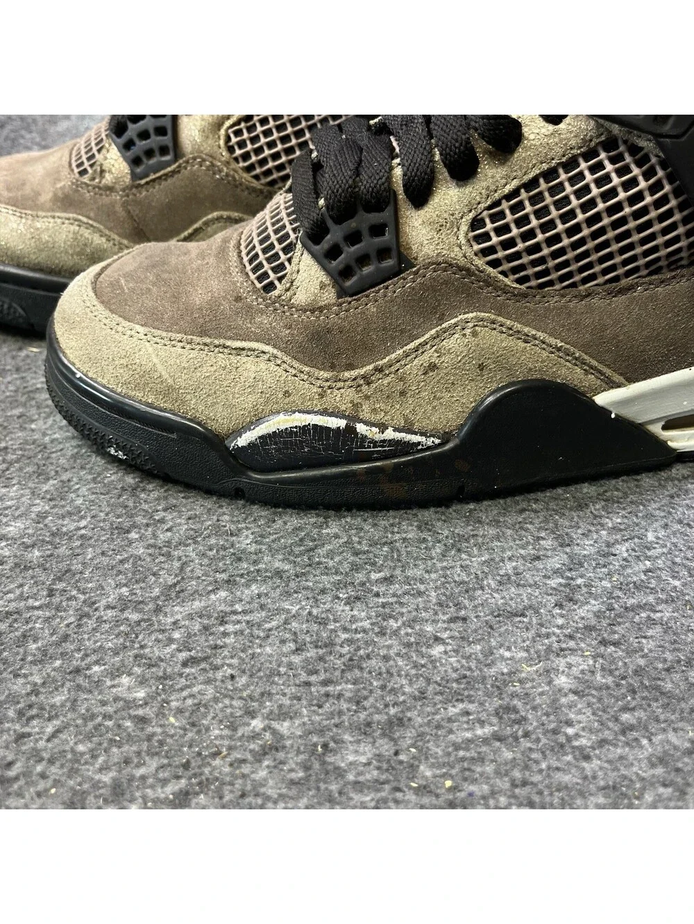 Air Jordan 4 Retro Taupe Haze Size 10 DB0732-200 2021